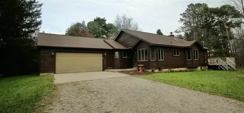 5400 152nd, West Olive, MI 49460