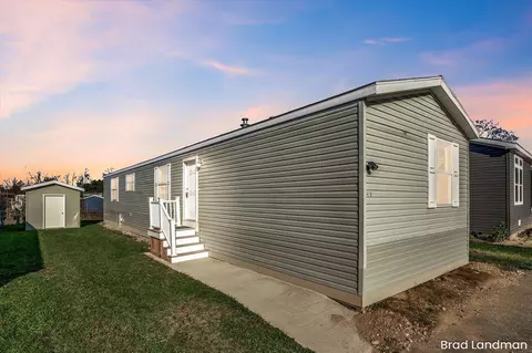 4767 Circle Inn, Shelbyville, MI 49344