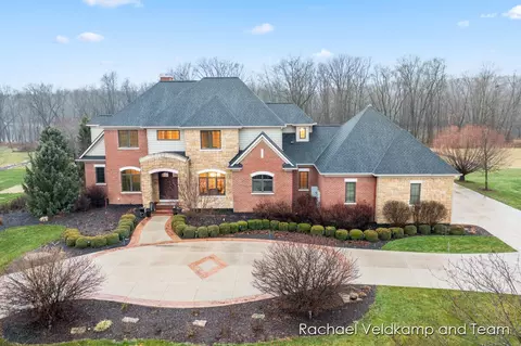 5420 Egypt Crk, Ada, MI 49301