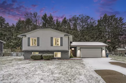 5045 Melmax, Norton Shores, MI 49441