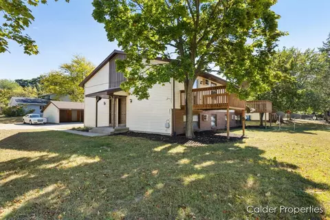 2928-2940 Vineland, Grand Rapids, MI 49508