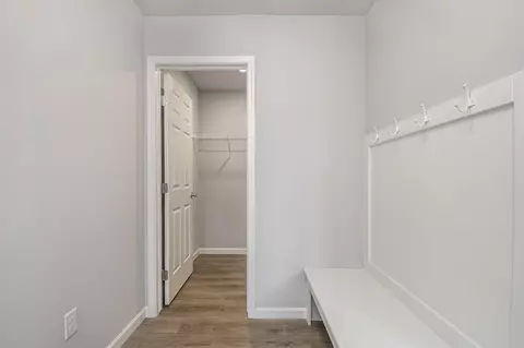 Entry Way - 7920 Sierra, Belding, MI 48809 photo 2 of 3
