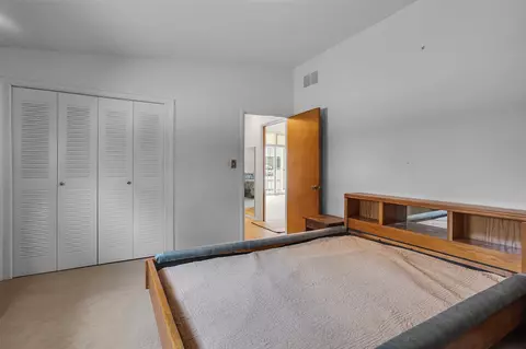 Bedroom - 768 Briarcliff, Jackson, MI 49203 photo 3 of 4