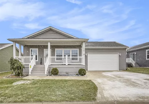 11760 Townsquare, Rockford, MI 49341