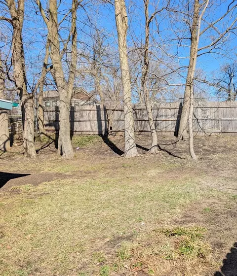 Exterior - 140 Stanley, Jackson, MI 49203 photo 4 of 6