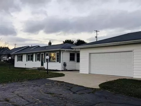 9417 E Cd, Richland, MI 49083