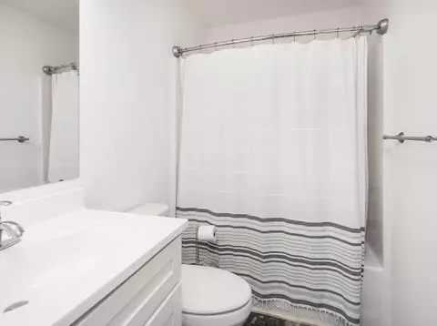 215 Corwin Mdws, Lawrence, MI 49064 photo 10