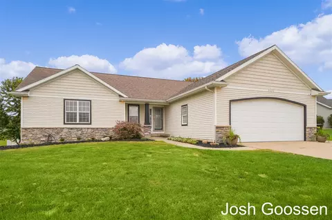 6229 Red Hvn, Caledonia, MI 49316