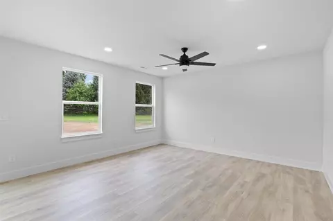 2011 Green Acres, Adrian, MI 49221 photo 13