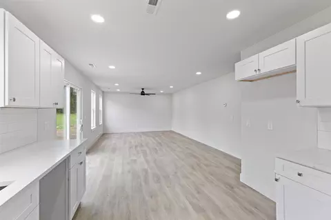 2011 Green Acres, Adrian, MI 49221 photo 10