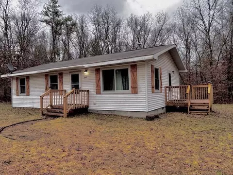 5712 S Roosevelt, Baldwin, MI 49304