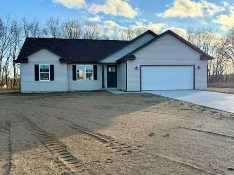 3228 Signal Pt, Allegan, MI 49010