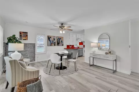 720 Mcpherson, Howell, MI 48843 photo 8