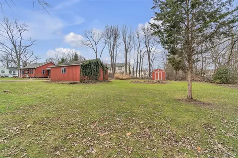 720 Mcpherson, Howell, MI 48843 photo 38
