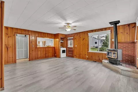 720 Mcpherson, Howell, MI 48843 photo 18