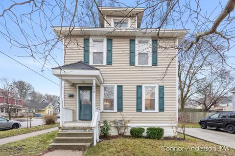 658 Sherman, Grand Rapids, MI 49503