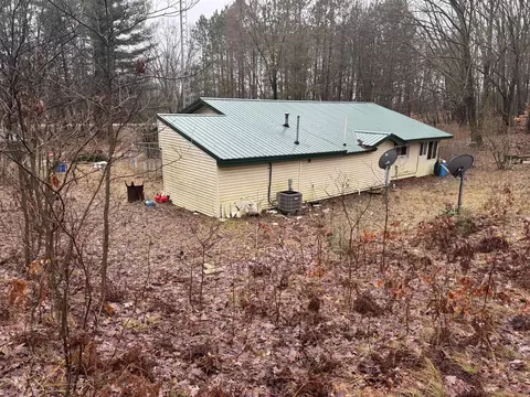 6969 W 6 Mile, Hesperia, MI 49421