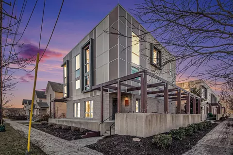 600 Douglas #A, Grand Rapids, MI 49504