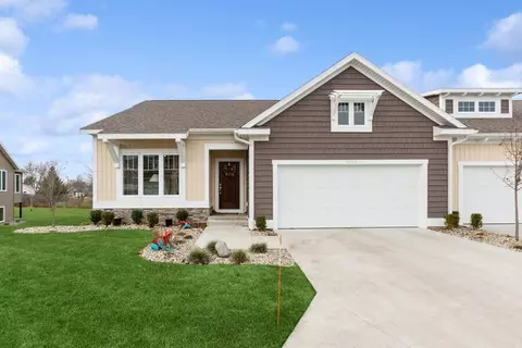 3943 Bungalow #54, Saint Joseph, MI 49085