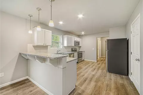 517 Macdonough, Jackson, MI 49201 photo 7