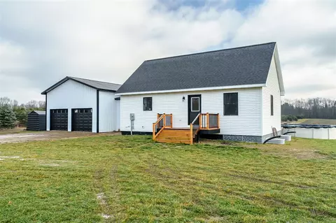 7621 44th, Bloomingdale, MI 49026