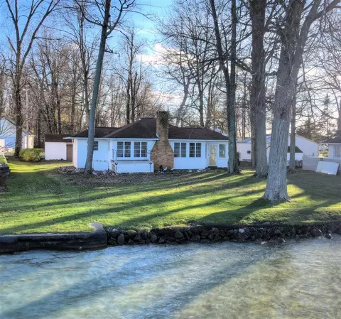 3877 England, Shelbyville, MI 49344