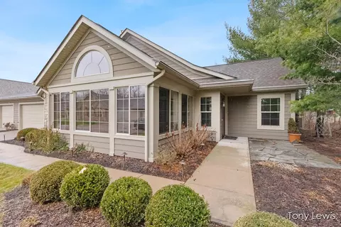 5326 Mapleside, Wyoming, MI 49418