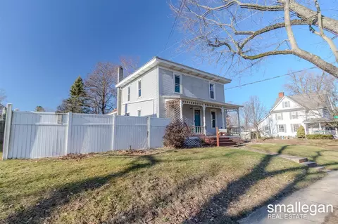 1102 S Jefferson, Hastings, MI 49058