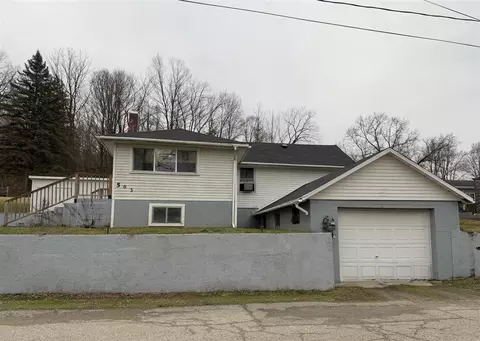503 Grant, Ionia, MI 48846