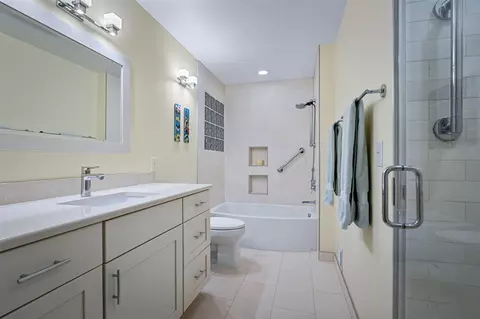 Bath - 13649 Main, Harbert, MI 49115 photo 1 of 4