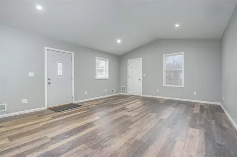 212 W Clinton, Augusta, MI 49012 photo 11