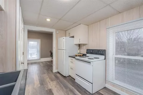 212 W Clinton, Augusta, MI 49012 photo 19