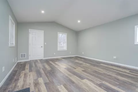 212 W Clinton, Augusta, MI 49012 photo 12