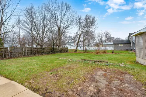 212 W Clinton, Augusta, MI 49012 photo 33