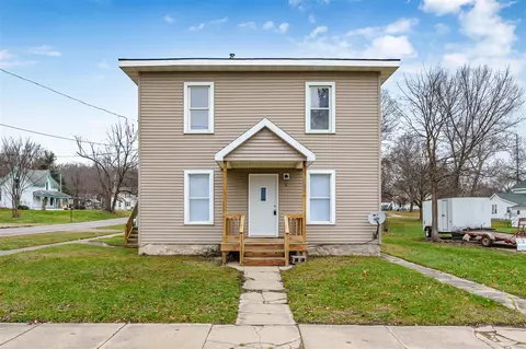 212 W Clinton, Augusta, MI 49012