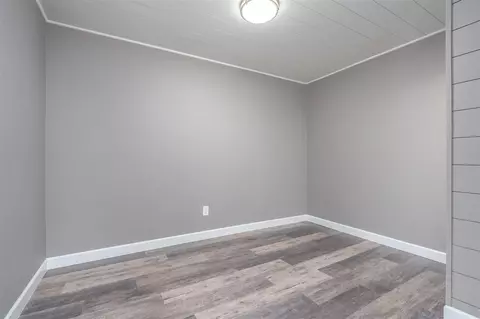 212 W Clinton, Augusta, MI 49012 photo 8
