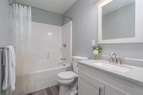 212 W Clinton, Augusta, MI 49012 photo 16