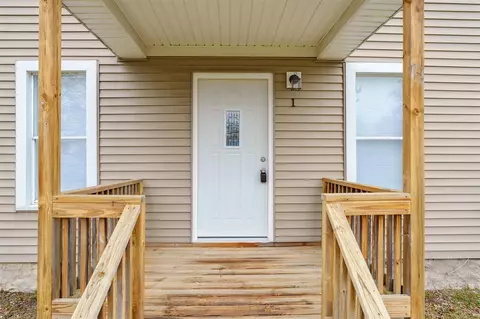 212 W Clinton, Augusta, MI 49012 photo 2