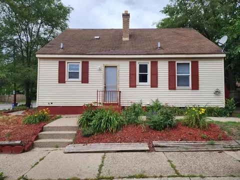1246 Kalamazoo, Grand Rapids, MI 49507