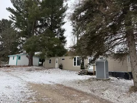 529 W Church, Reed City, MI 49677