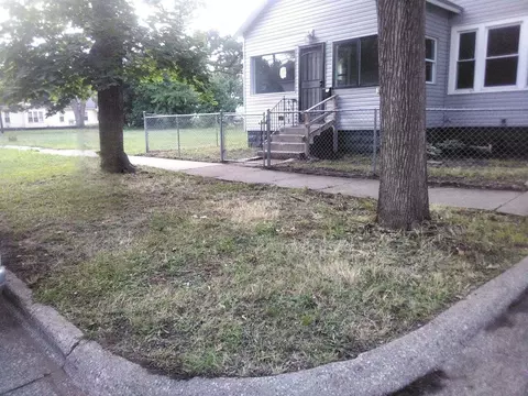 332 E Frst, Muskegon, MI 49442