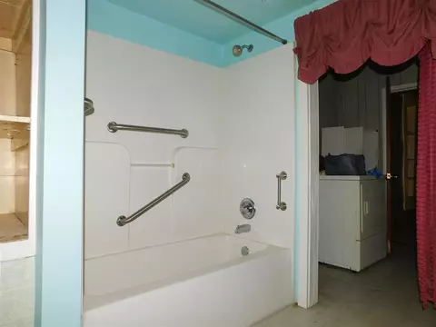Bath - 902 S Main, Three Rivers, MI 49093 photo 1 of 3
