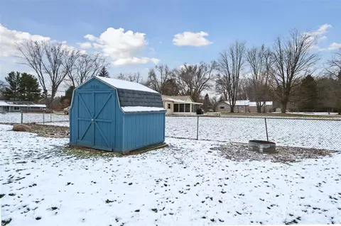 Exterior - 5401 Kay, Jackson, MI 49203 photo 11 of 11