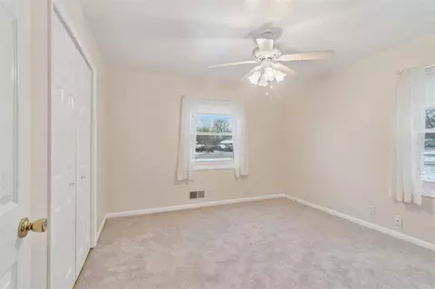 Bedroom - 5401 Kay, Jackson, MI 49203 photo 2 of 7