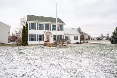 455 Round Lk, Caledonia, MI 49316