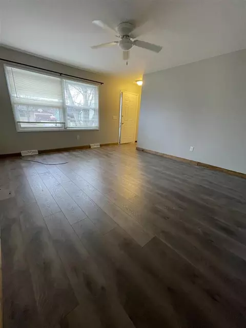217 Roberta Jayne, Lowell, MI 49331 photo 3