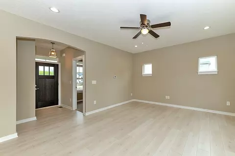 8058 Jordan, Jackson, MI 49201 photo 5