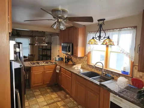 Kitchen - 9720 King, Spring Arbor, MI 49283 photo 1 of 5