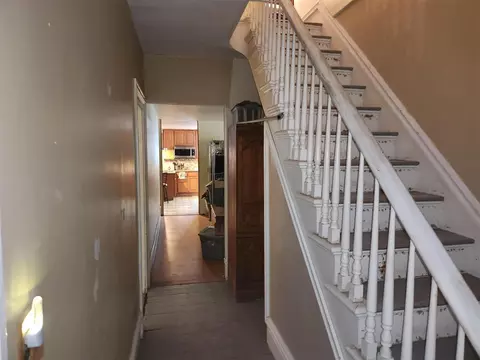 Entry Way - 9720 King, Spring Arbor, MI 49283 photo 2 of 5