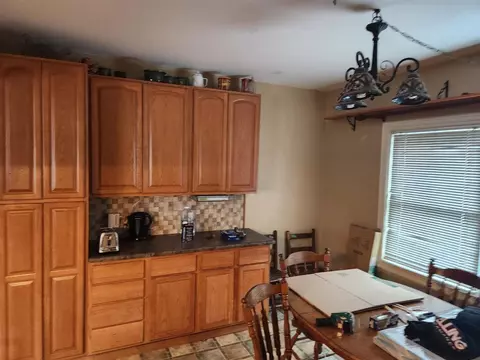 Kitchen - 9720 King, Spring Arbor, MI 49283 photo 4 of 5
